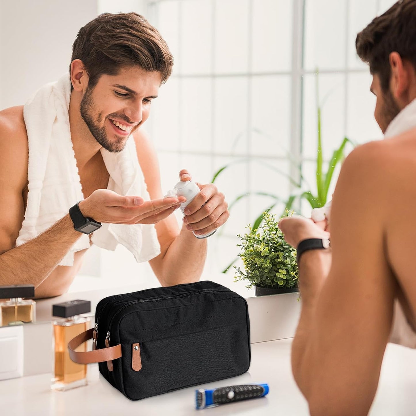 Toiletry Bag for Men and Women Portable Travel Wash Bag Travel Toiletry Wash Bag with Handle Lightweight Dopp Kit Toiletries Cosmetic Organizer Bagshaving Bag for Toiletries Accessories
