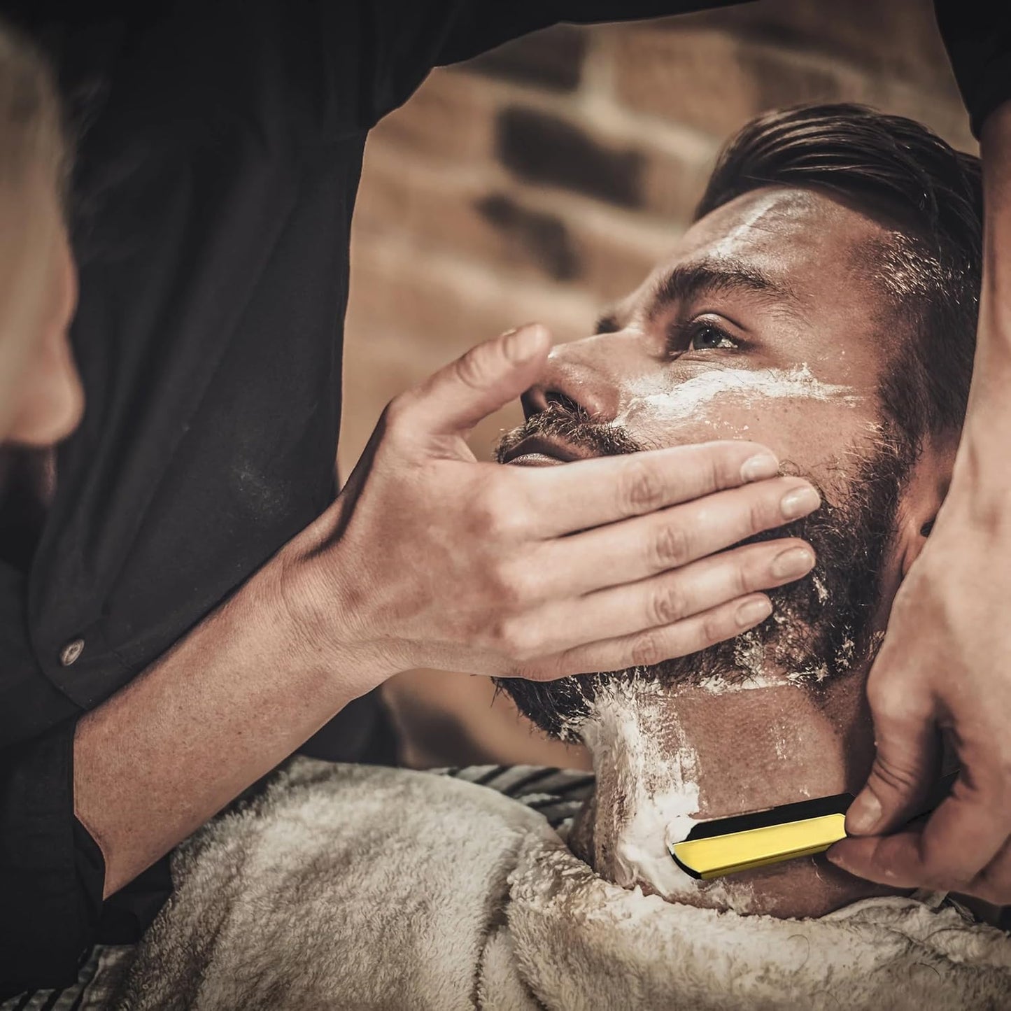 Straight Cut Throat Razor Kit - Professional Barber Shaving for Men - Moustache & Beard Kit (Black with Gold)